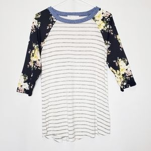 Gray/White/Black Chris & Carol - Sz S (EUC)